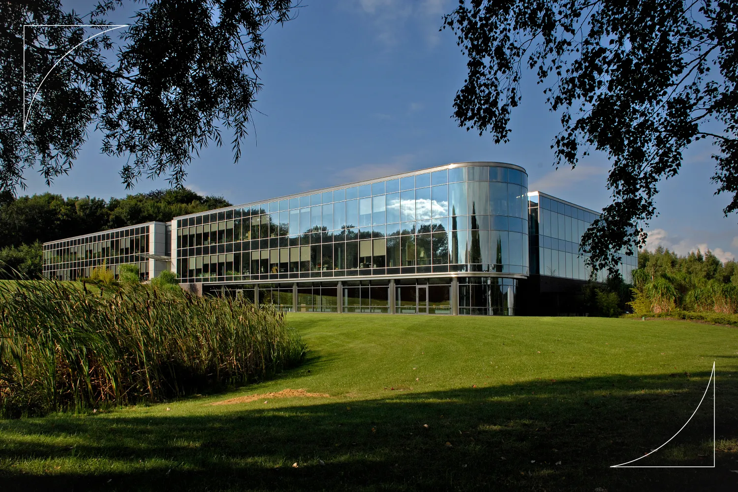 Picture of a building on the Braine-l'Alleud campus in Belgium